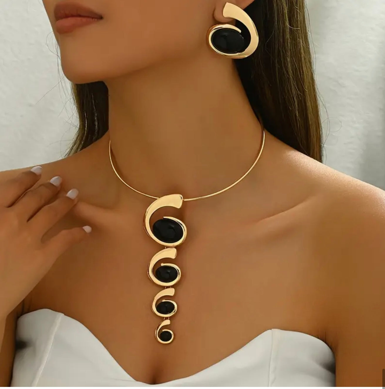 Parure Collier et Boucles d'Oreilles Or et Onyx Noir