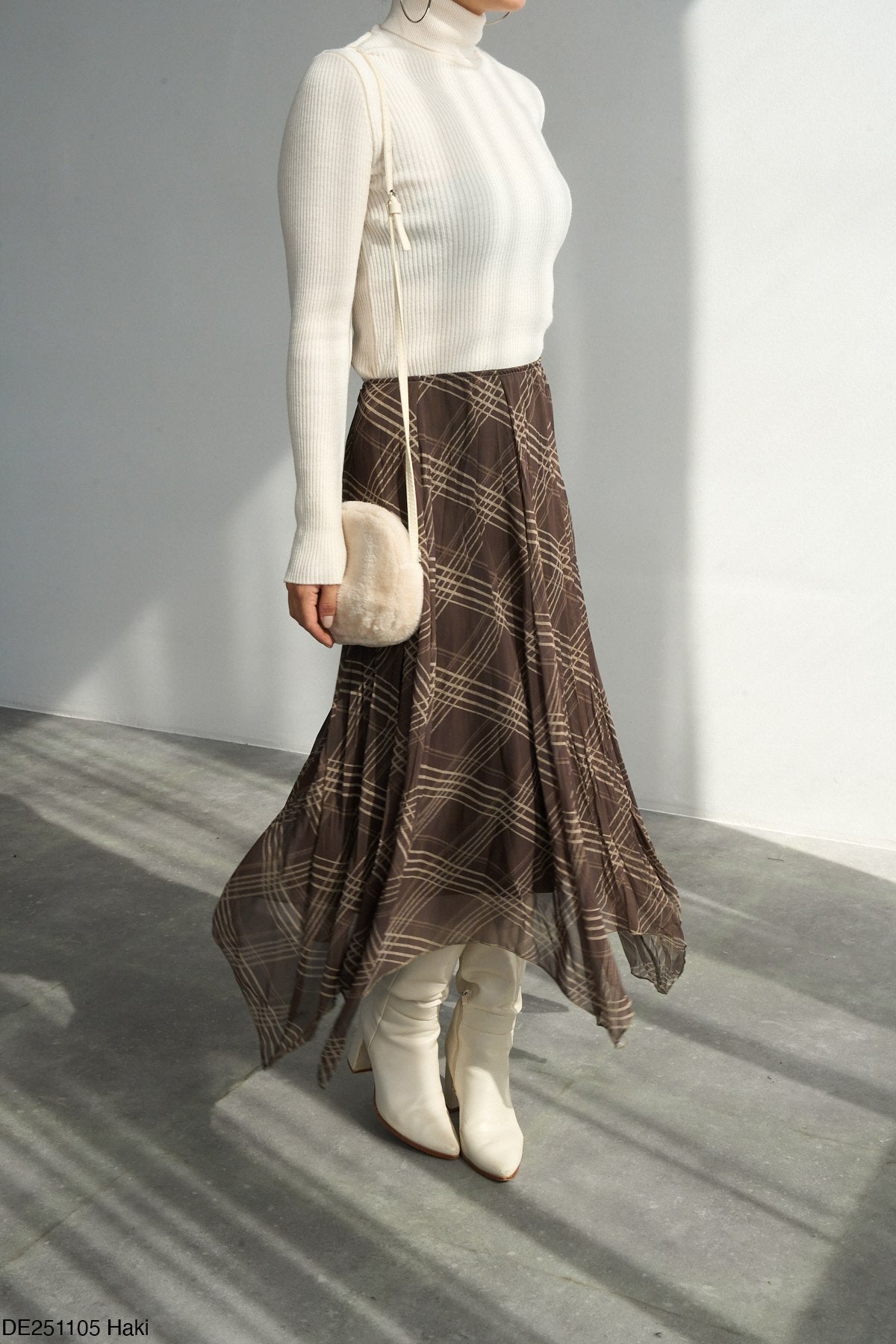 Jupe Midi Plissée à Carreaux Asymétrique