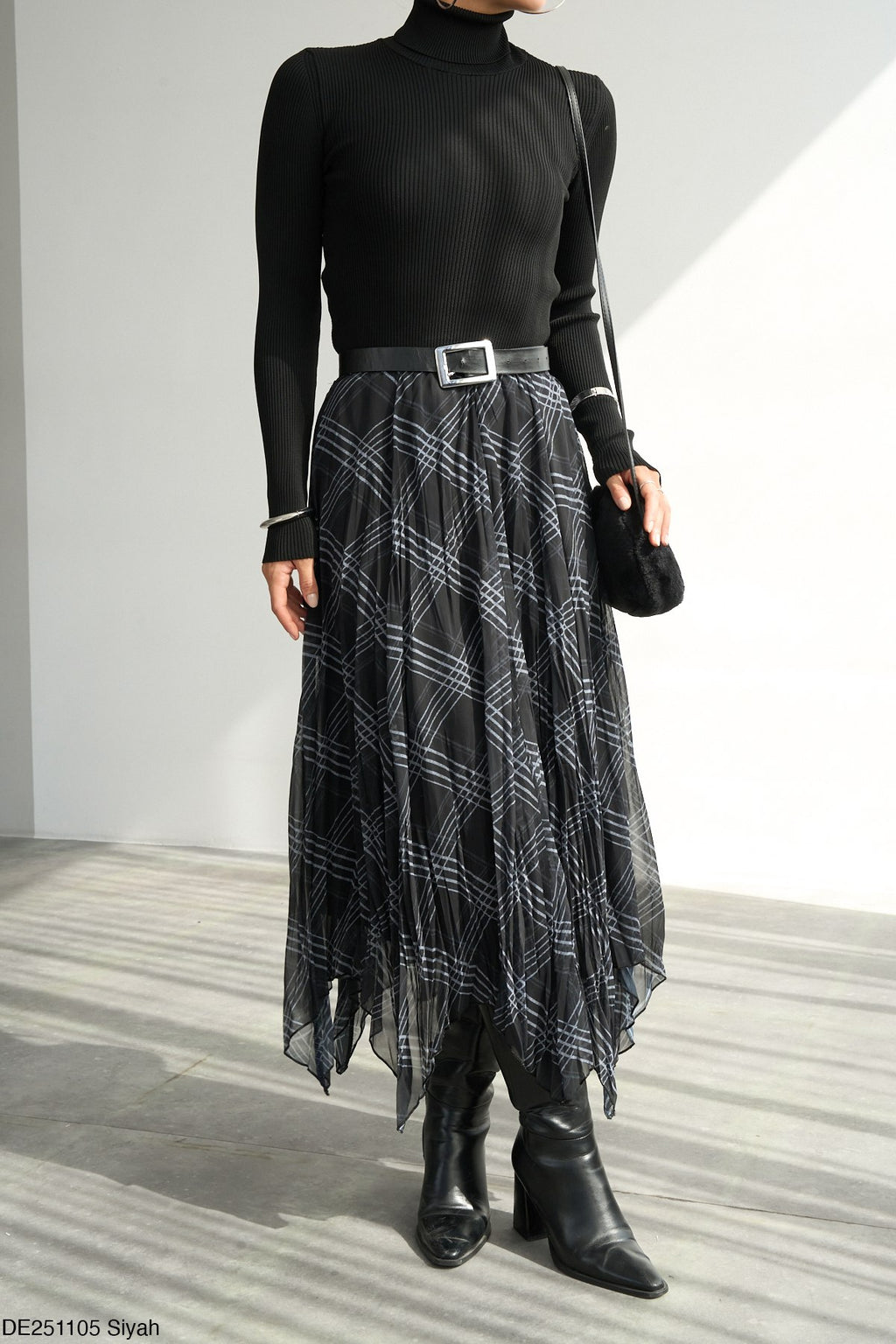 Jupe Midi Plissée à Carreaux Asymétrique