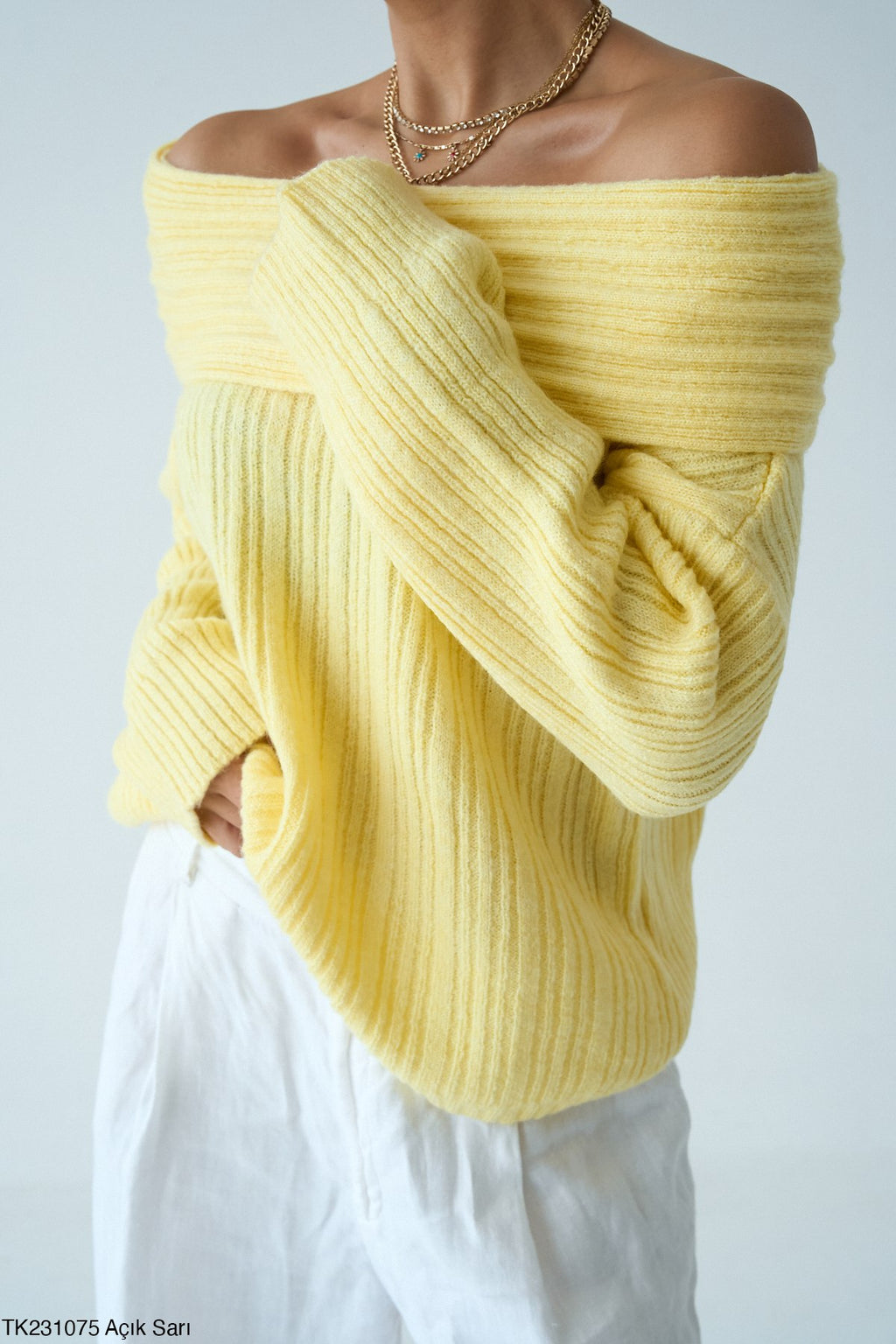 Pull Épaules Dénudées Côtelé