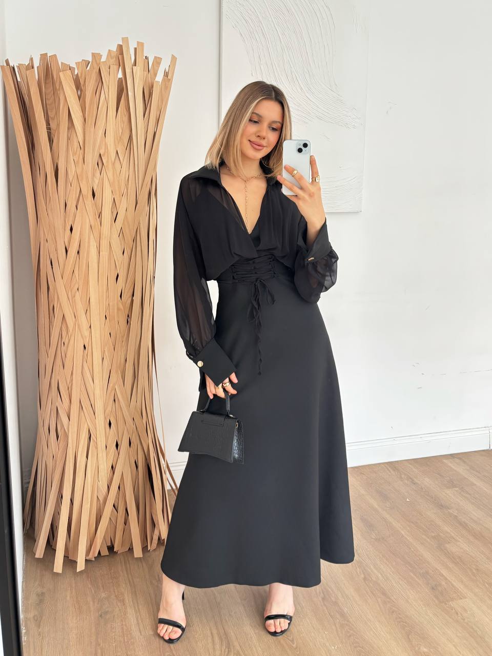 Robe Cache-Cœur Transparente - Manches Longues Élégante