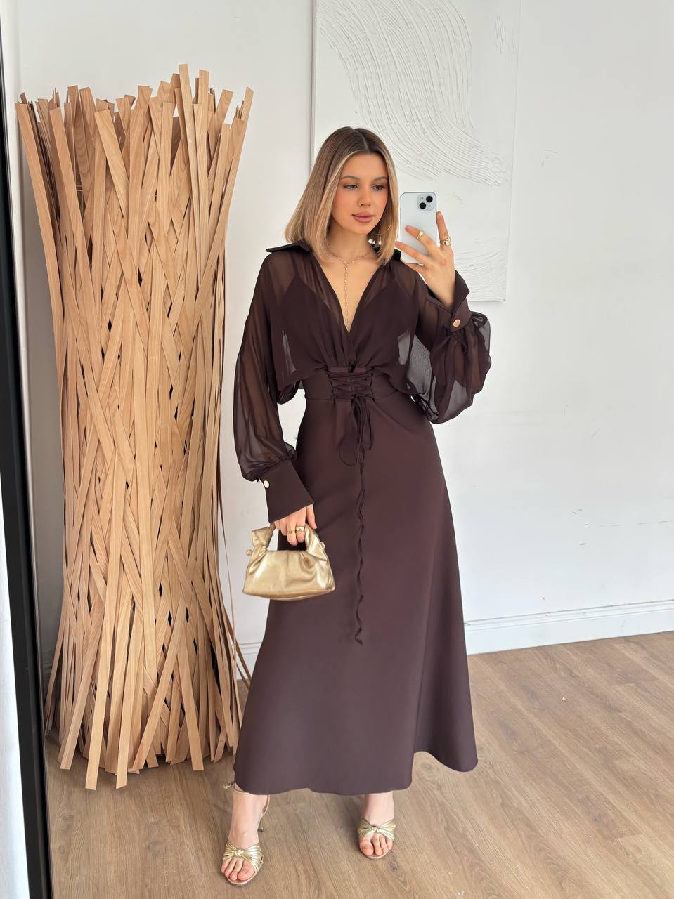 Robe Cache-Cœur Transparente - Manches Longues Élégante