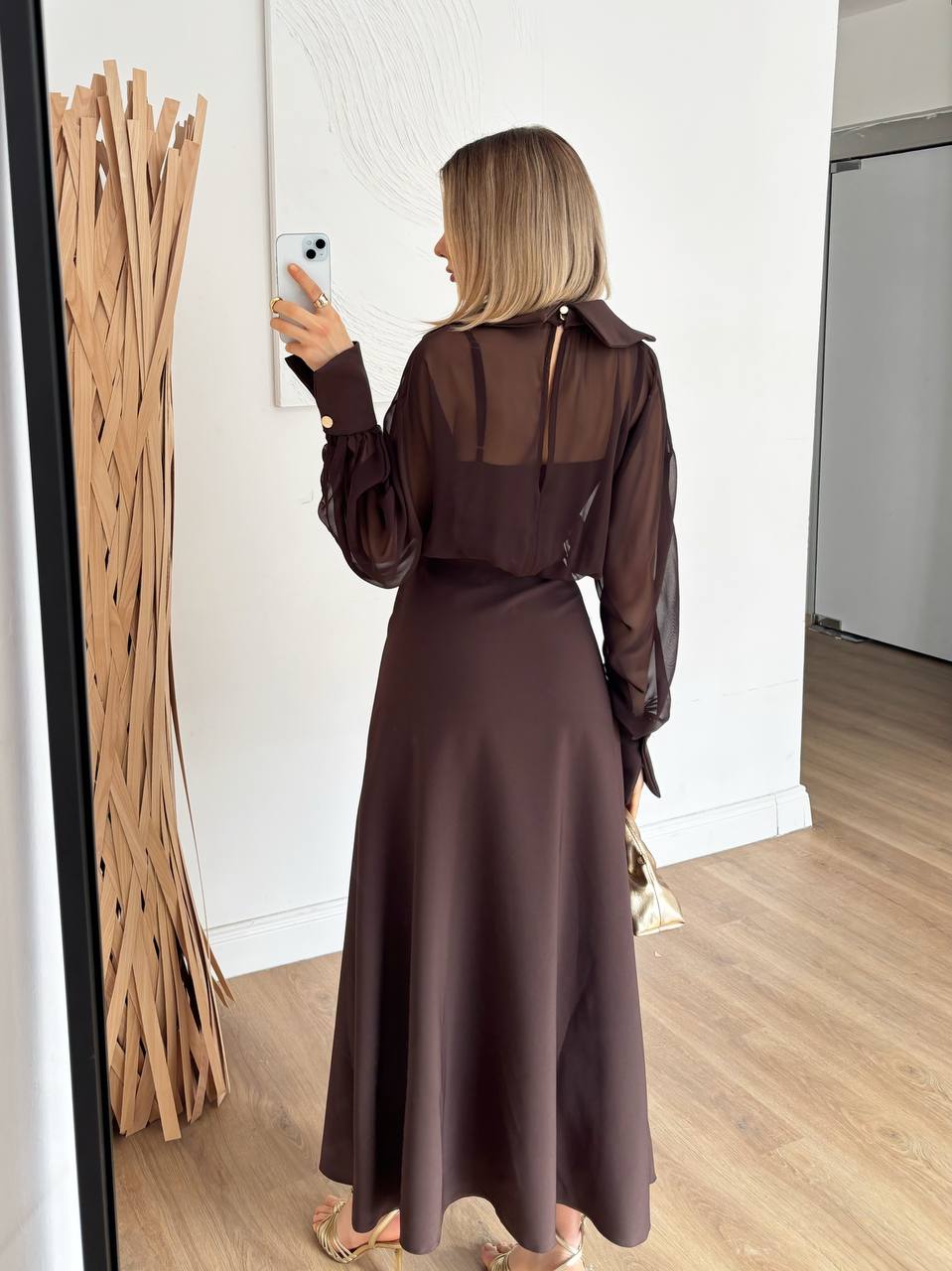 Robe Cache-Cœur Transparente - Manches Longues Élégante