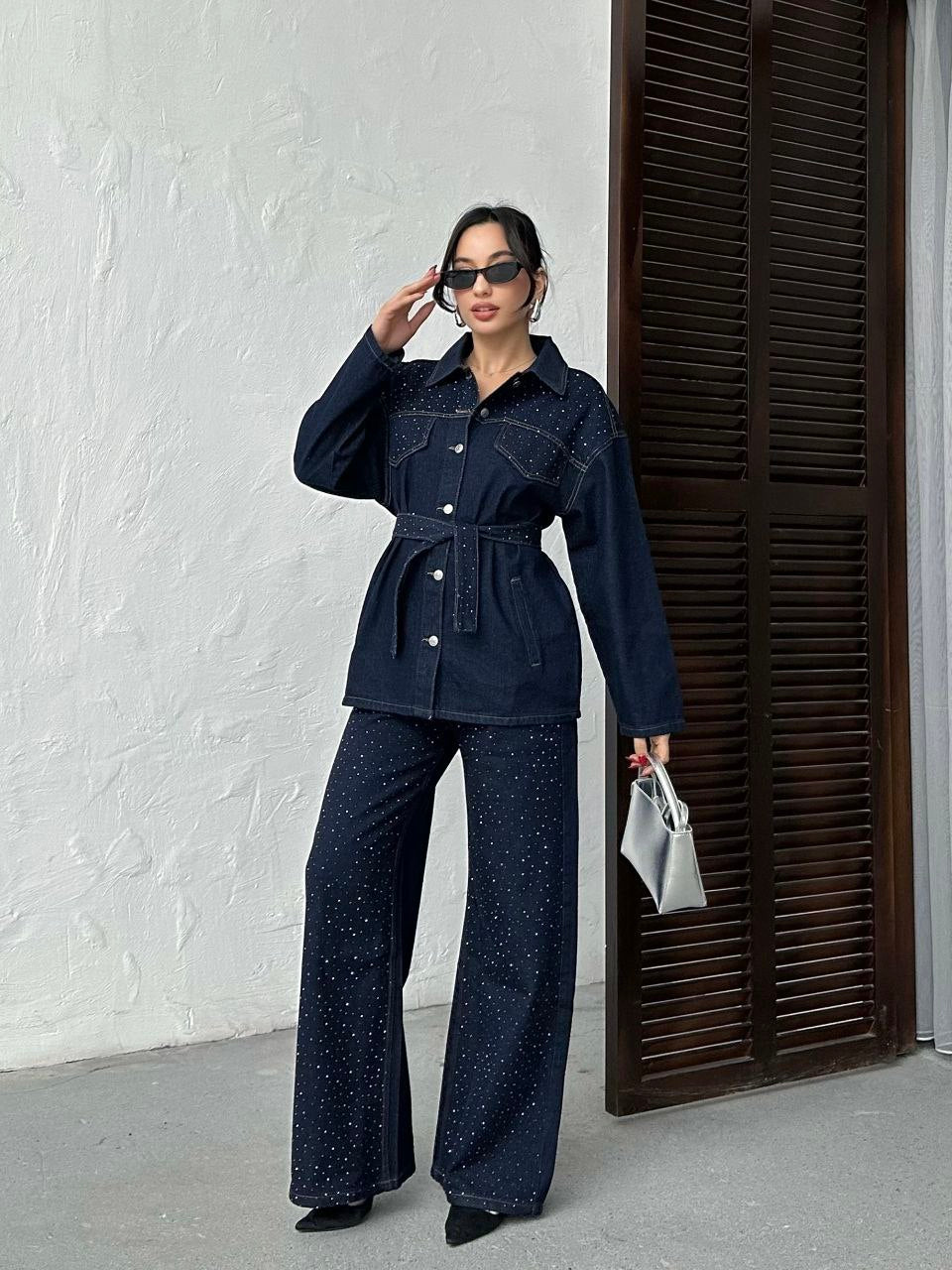 Lana Ensemble Jean Strass Bleu Marine - Veste Ceinturée et Pantalon Large