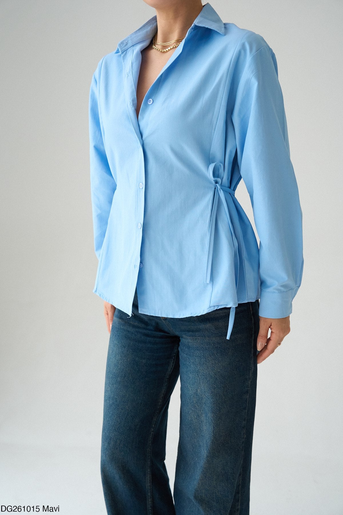 Qari Chemise Cintrée À Ceinture Manches Longues Col Classique