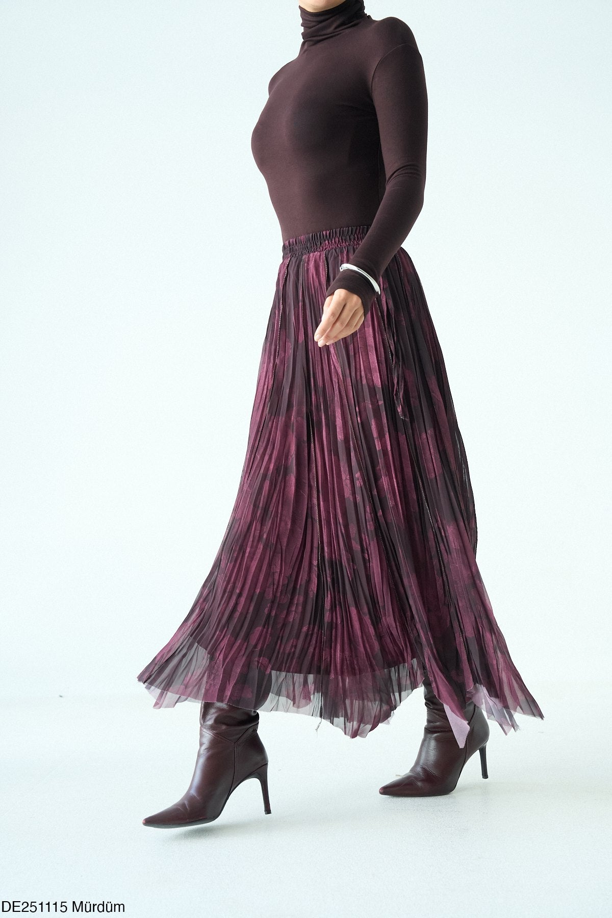 Quail Jupe Longue Plissée en Tulle Élastique Taille Haute